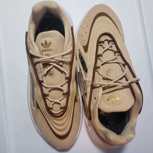 ​adidas Originals OZELIA "Magic Beige/Brown/Gold" Women's Shoe - Picture 2 of 7